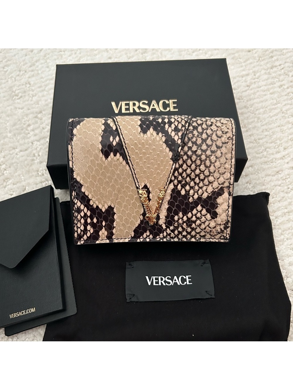 Versace V Virtus Snakeskin Embossed Calf Leather Compact Wallet NEW